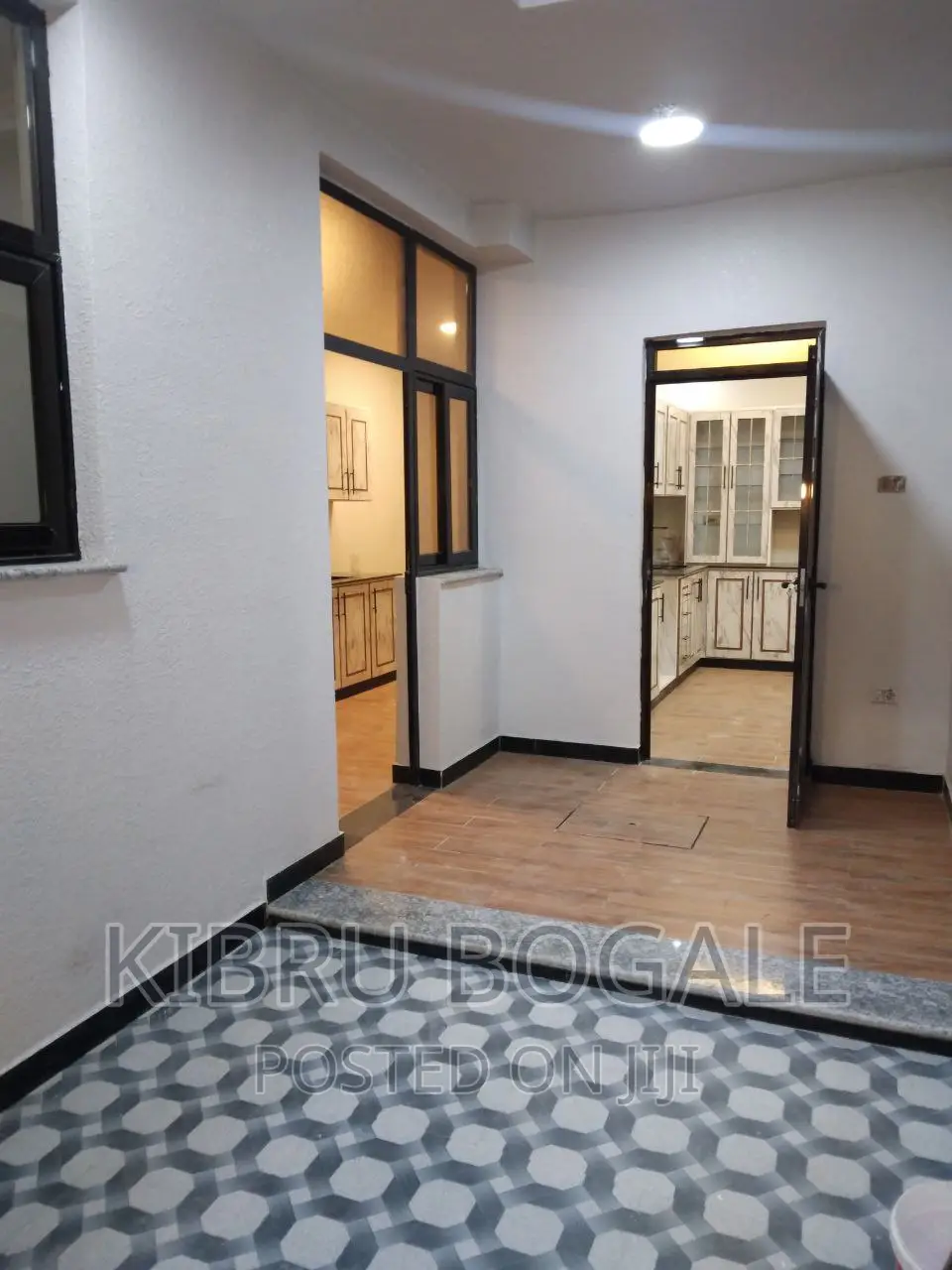 9bdrm House in Bole Bulbula for sale