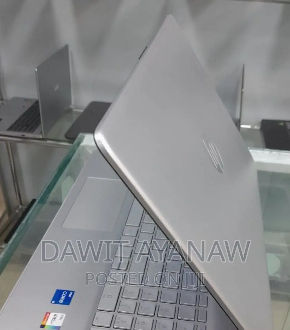 New Laptop HP Stream Notebook 8GB Intel Core I5 SSD 512GB