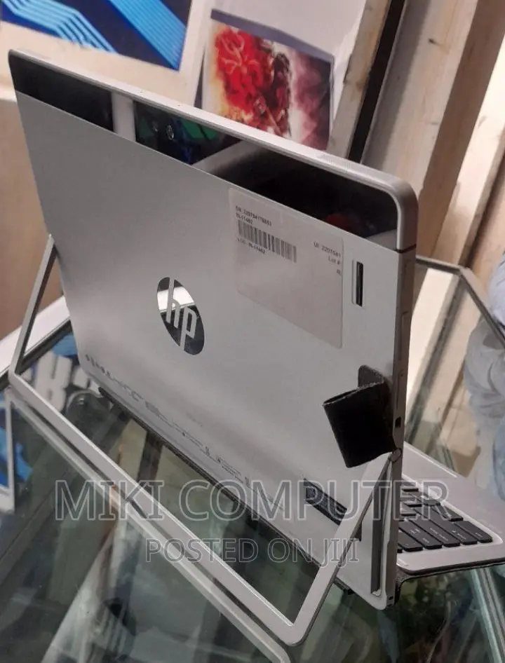 New Laptop HP Elite X2 1012 8GB Intel Core I5 SSD 256GB