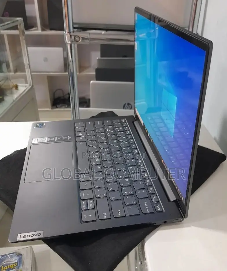 New Laptop Lenovo Lrgion 7i 16GB Intel Core I7 SSD 512GB