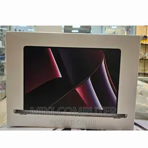 New Laptop Apple MacBook Pro 2022 M2 16GB Intel SSD 512GB