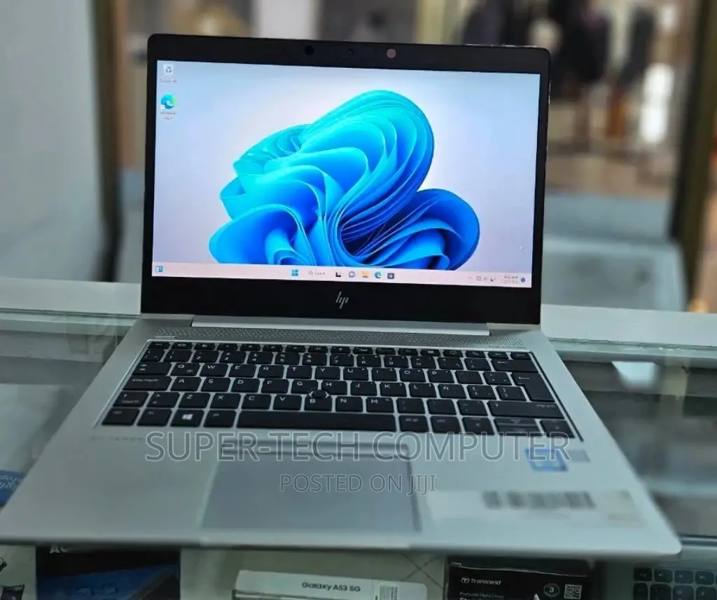 New Laptop HP EliteBook 830 G5 8GB Intel Core I5 SSD 512GB