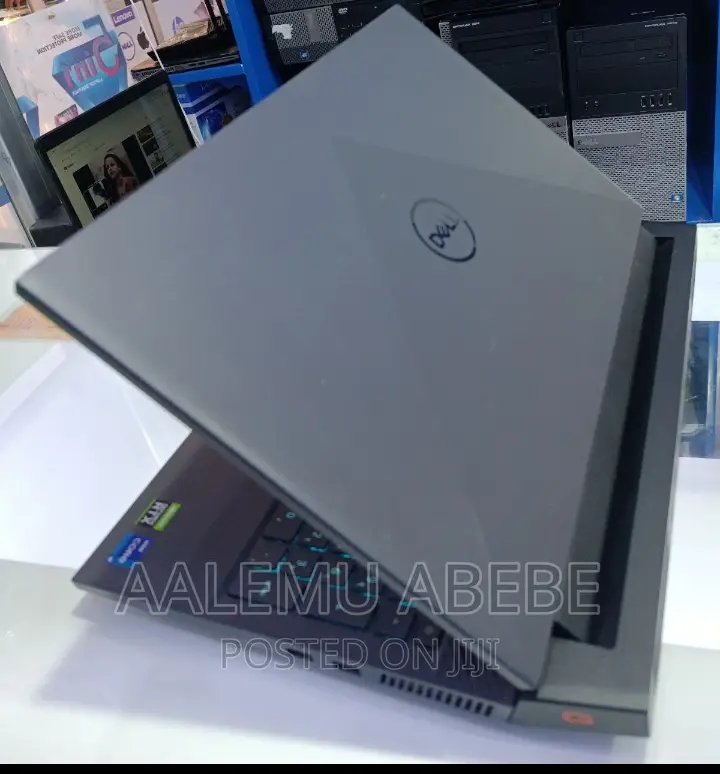 New Laptop Dell G15 5511 16GB Intel Core I7 SSD 1T