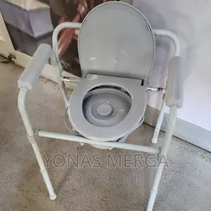 Photo - Comfortcommode:Practical Potty Use Commode Chair Convenience