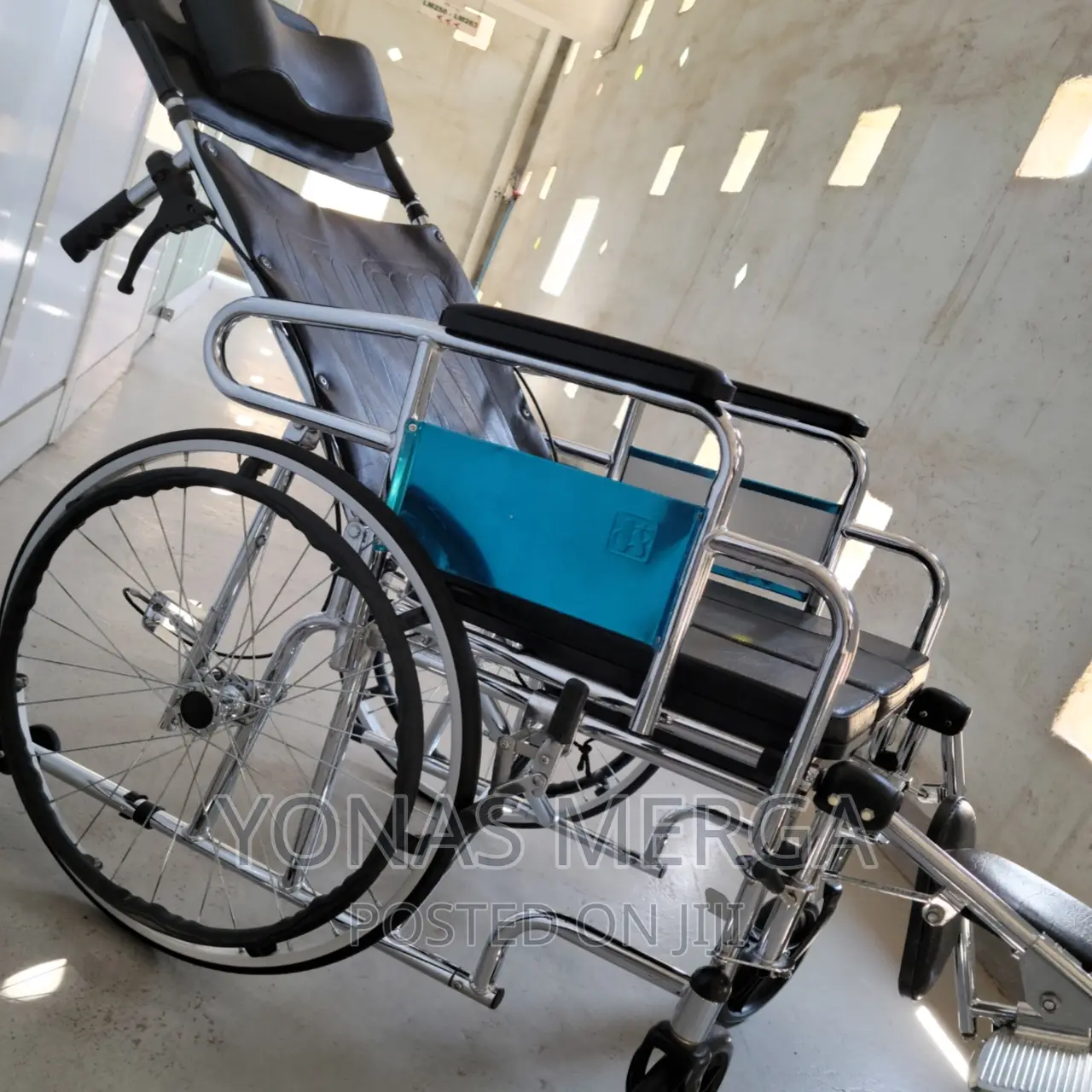 Used Toilet Wheelchair:All-in-One Mobility Personal Care