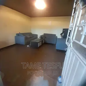 Furnished 3bdrm House in Summit, Yeka for sale