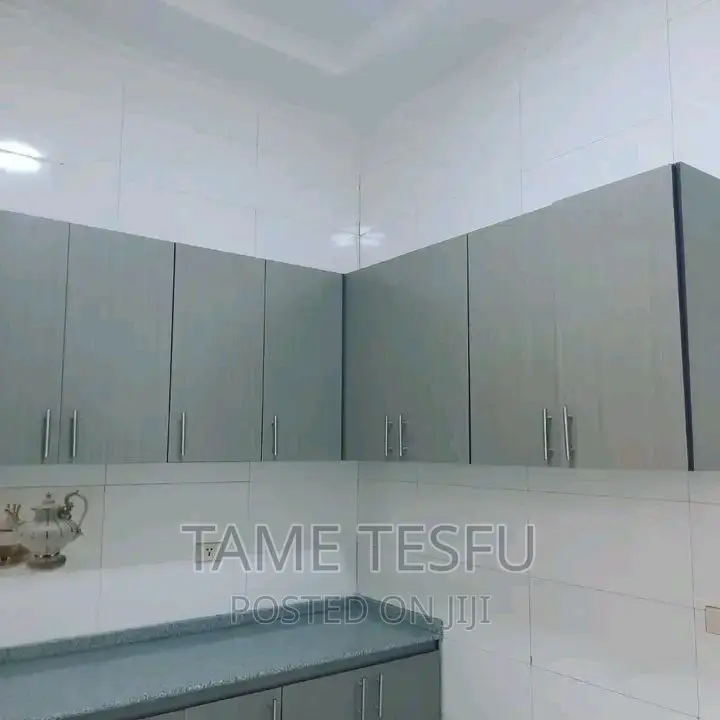 Furnished 3bdrm Villa in Summit, Bole for sale