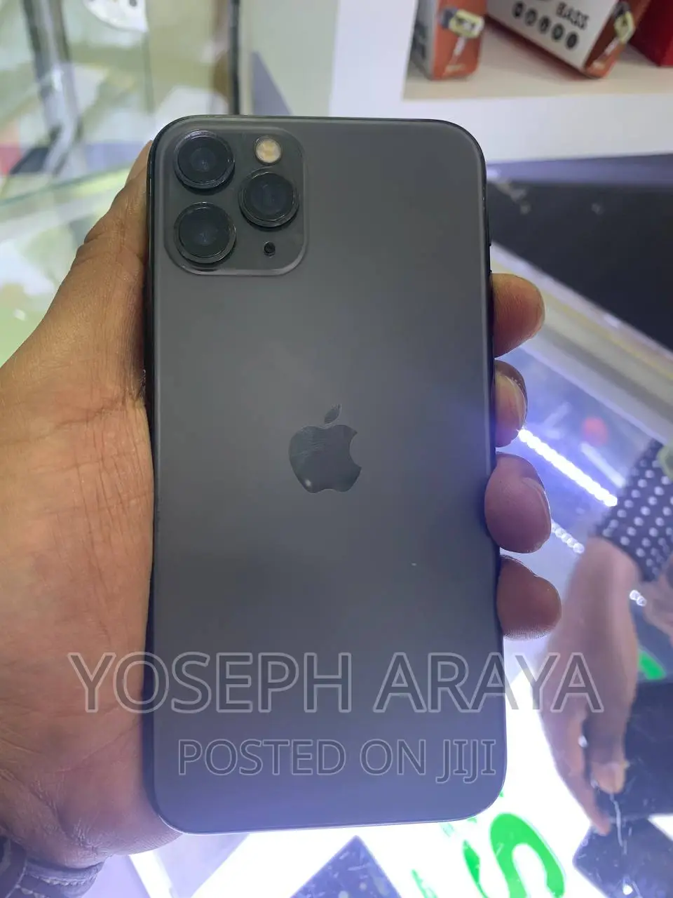 New Apple iPhone 11 Pro 64 GB Black