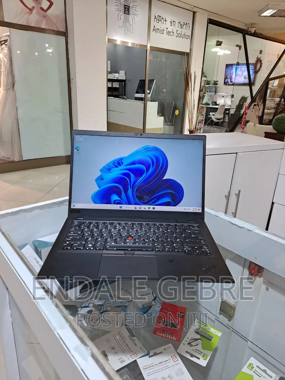 New Laptop Lenovo ThinkPad X1 Carbon 16GB Intel Core I7 SSD 512GB