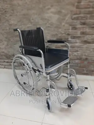 Foldable Standard Steel Commode Wheelchair (Fixed, PVC, Cap