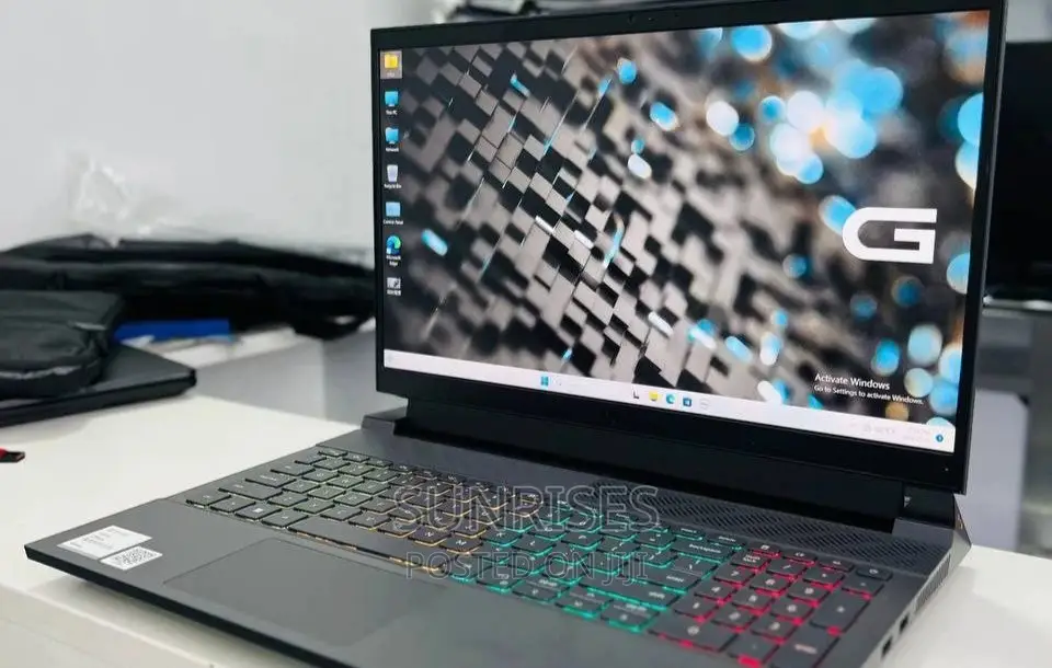 New Laptop Dell G15 5511 16GB Intel Core I7 SSD 512GB