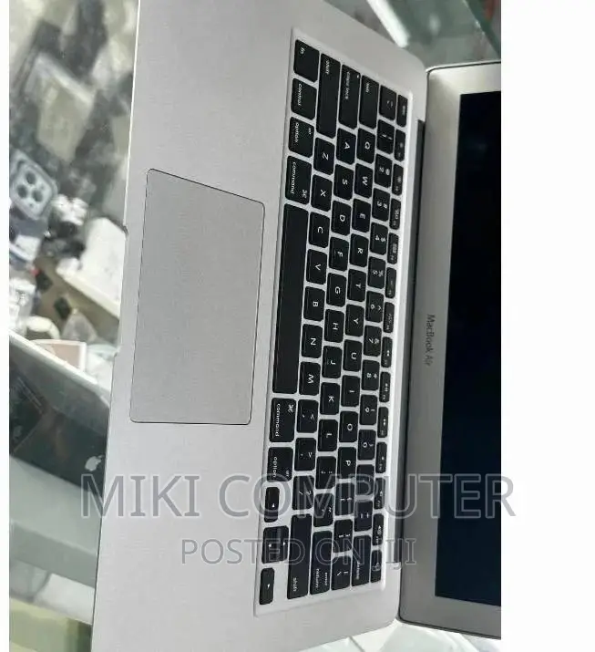 New Laptop Apple MacBook Air 2017 8GB Intel Core i5 SSD 128GB