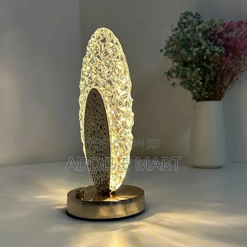 High Quality Crystal Lamp