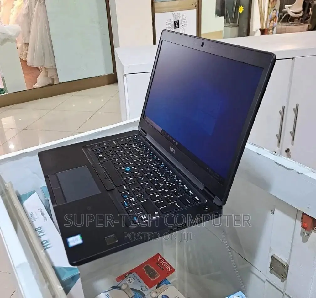 New Laptop Dell Latitude 5310 8GB Intel Core I5 SSD 256GB