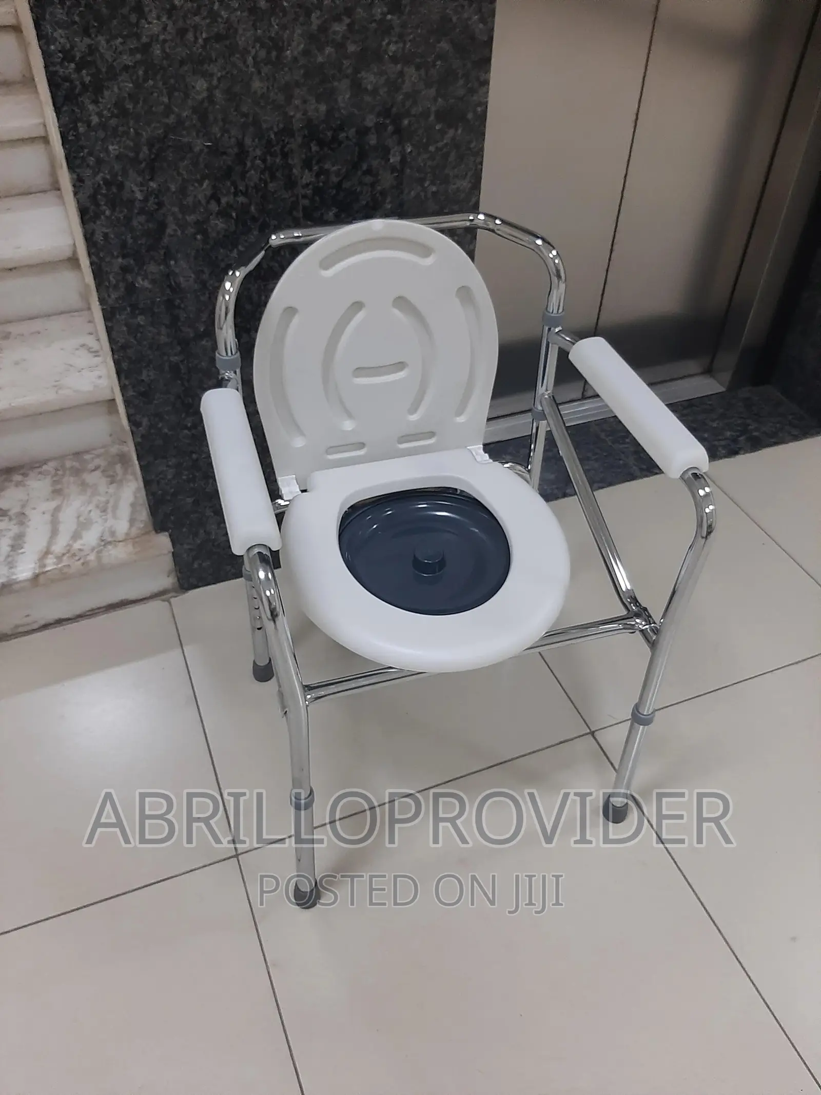 ታካሚ ልዩ ፍላጎት Toilet Seat Chair/Commode Chair/Foldable Chair