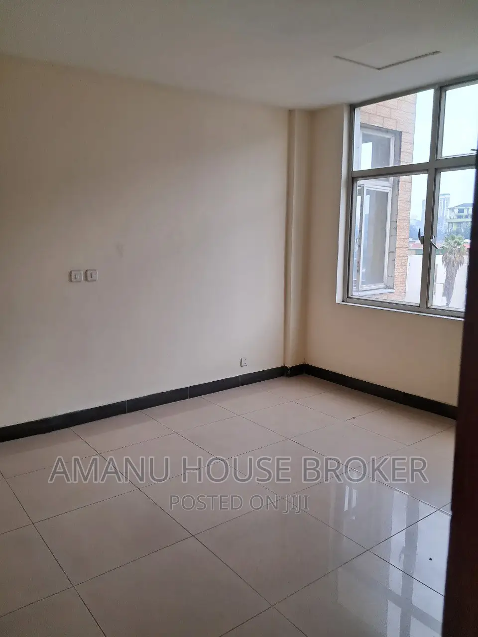 3bdrm Apartment in አዲስ አበባ ሃያት አምባሳደር, Yeka for sale
