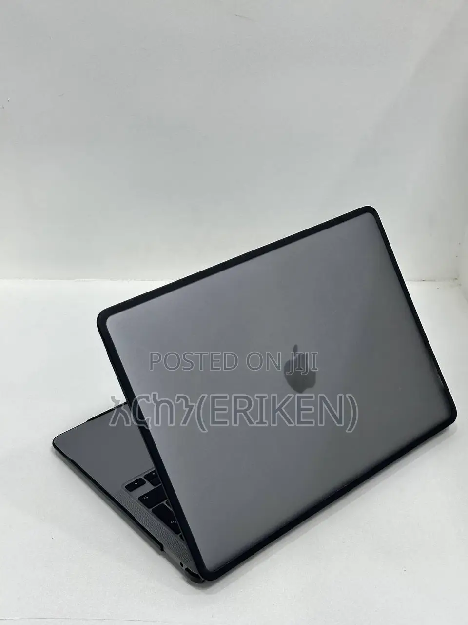 New Laptop Apple MacBook Air 2020 M1 8GB Apple M1 SSD 256GB