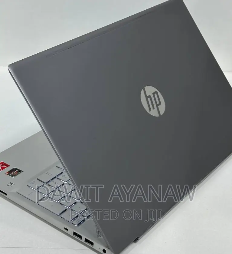 New Laptop HP 8GB AMD Ryzen 5 SSD 512GB