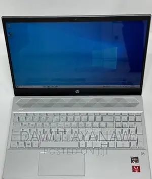 New Laptop HP 8GB AMD Ryzen 5 SSD 512GB