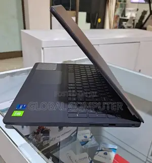 New Laptop Dell Vostro DVCI325 8GB Intel Core I7 SSD 1T