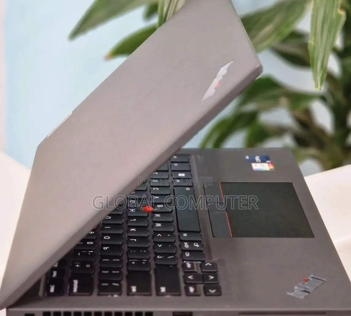 New Laptop Lenovo ThinkPad T14 G1 16GB Intel Core I5 SSD 512GB
