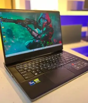 New Laptop MSI GE66 Raider 16GB Intel Core I7 SSD 1T
