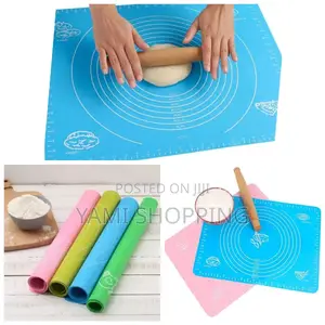 Photo -  Reusable Non-Stick Silicon Baking Mat / Dough Mat