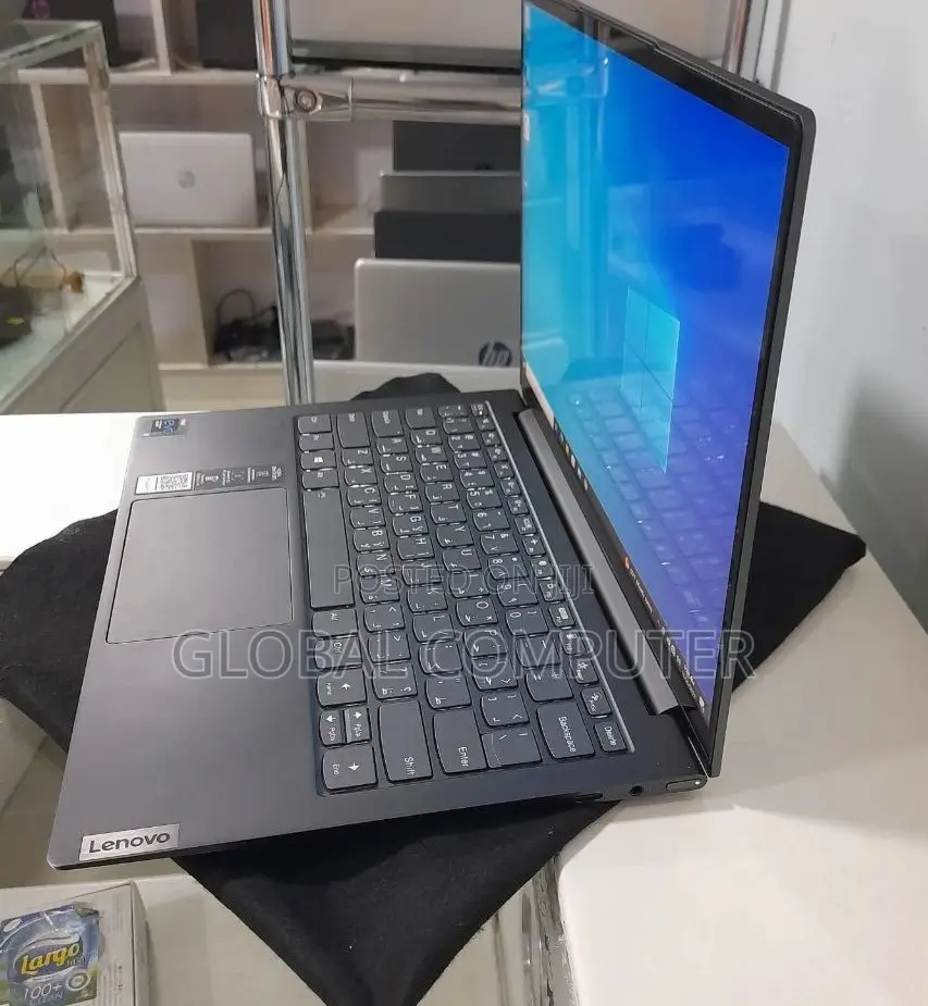 New Laptop Lenovo Lrgion 7i 8GB Intel Core I7 SSD 512GB