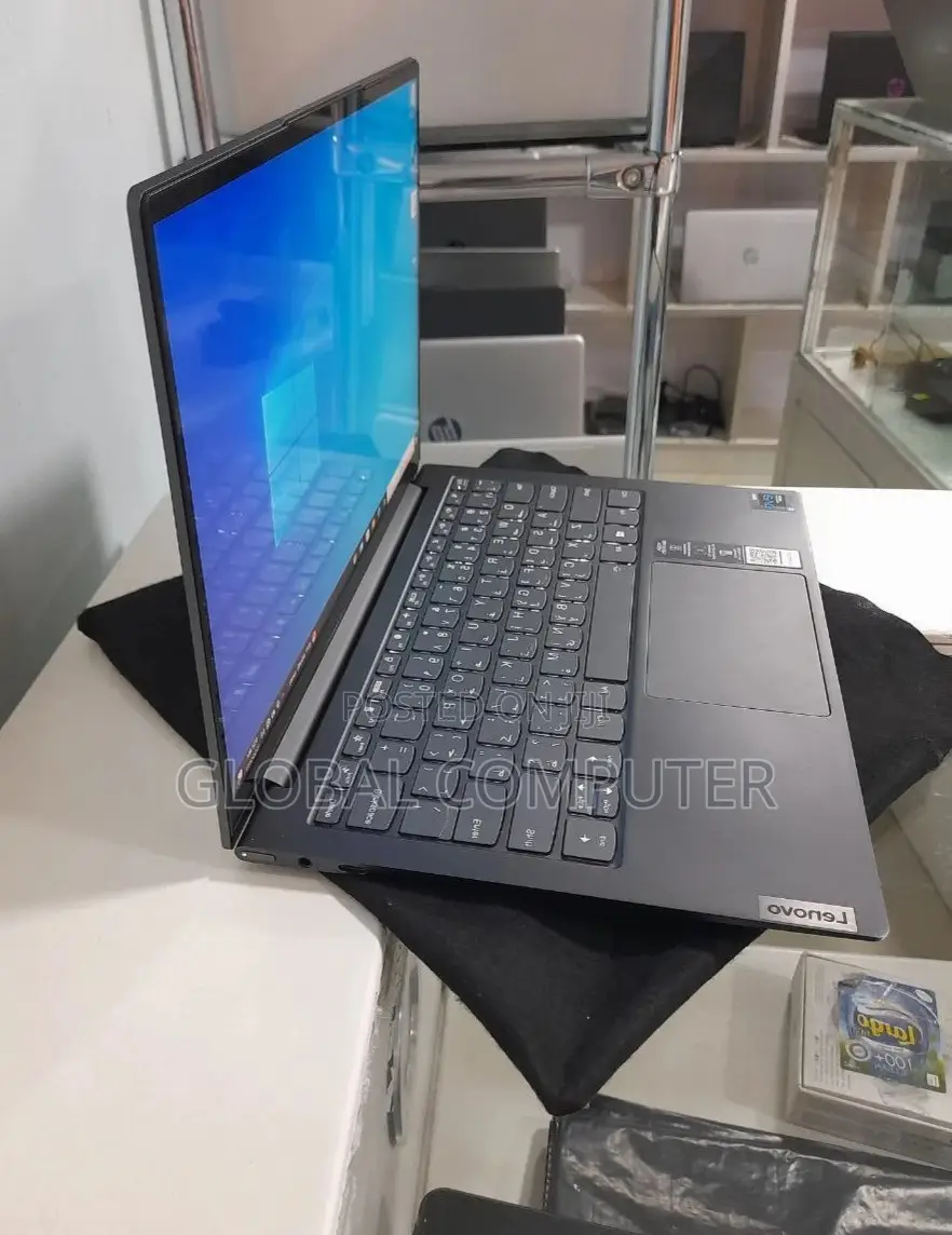 New Laptop Lenovo Lrgion 7i 8GB Intel Core I7 SSD 512GB