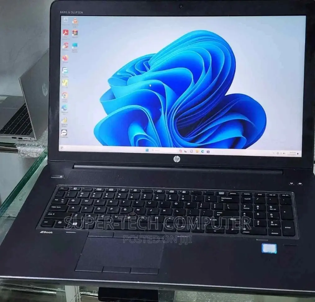 New Laptop HP ZBook 15 32GB Intel Core I7 SSD 512GB