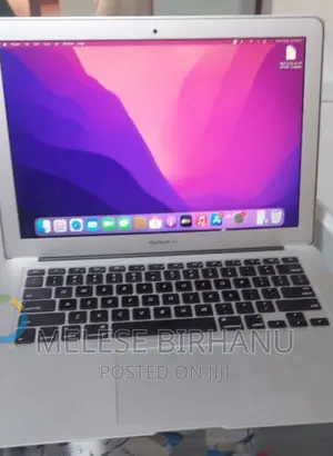 New Laptop Apple MacBook 2017 8GB Intel Core I5 SSD 128GB