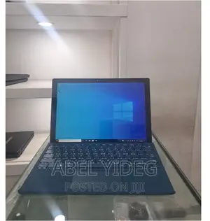 Photo - New Laptop Microsoft Surface Pro 4 8GB Intel Core I5 SSD 256GB