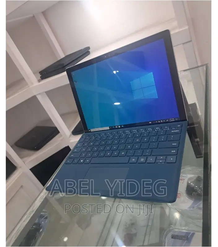 New Laptop Microsoft Surface Pro 4 8GB Intel Core I5 SSD 256GB