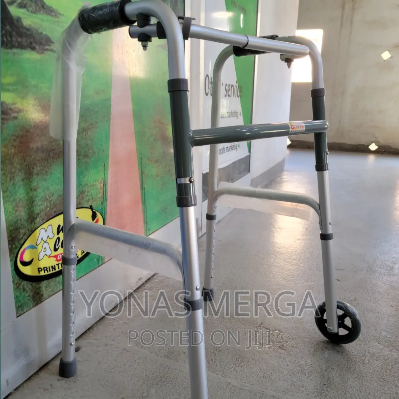 Walker Walkease:Foldable Companion for Effortless Mobility"