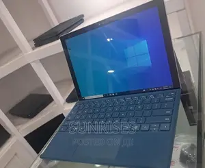 Photo - New Laptop Microsoft Surface 8GB Intel Core I5 SSD 256GB