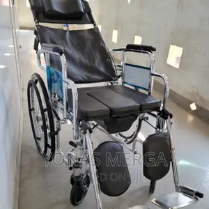 Mobility:3-in-1 Multifunctional Bed Toilet Wheelchair