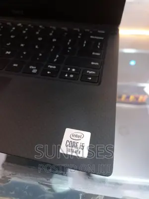 New Laptop Dell XPS 13 8GB Intel Core I5 SSD 256GB