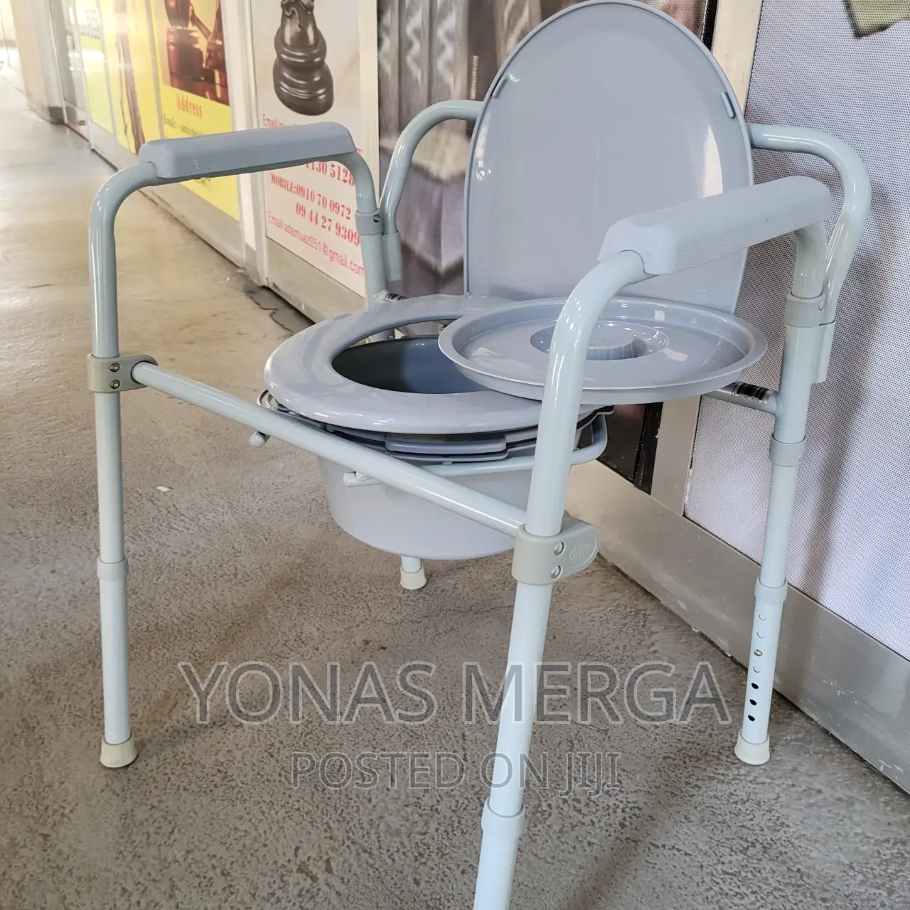 Commode Chair/Comfort and Convenience:Bathroom Patient Chair