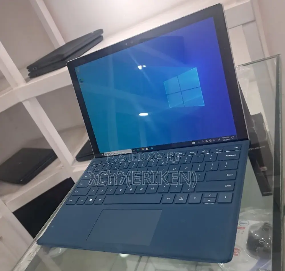 New Laptop Microsoft Surface Pro 4 8GB Intel Core I5 SSD 256GB