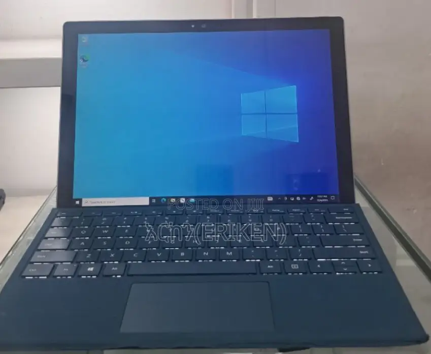 New Laptop Microsoft Surface Pro 4 8GB Intel Core I5 SSD 256GB