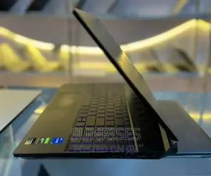 New Laptop HP Pavilion Power 15 16GB Intel Core I7 SSD 512GB