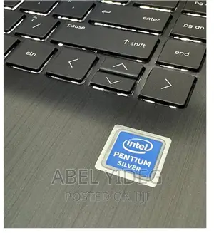 New Laptop HP Stream Notebook 4GB Intel Pentium SSD 60GB