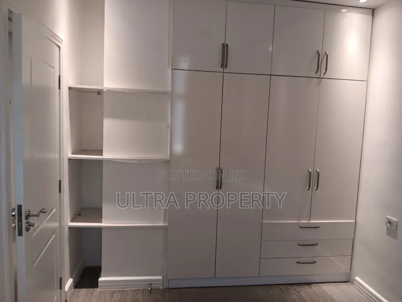 Furnished 3bdrm Apartment in Bole for rent