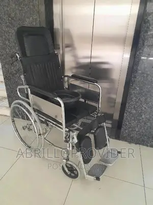 የሚዘረጋ ፖፖ ያለውused Wheelchair:Wheelchair*Wheelchair:Wheelcahir