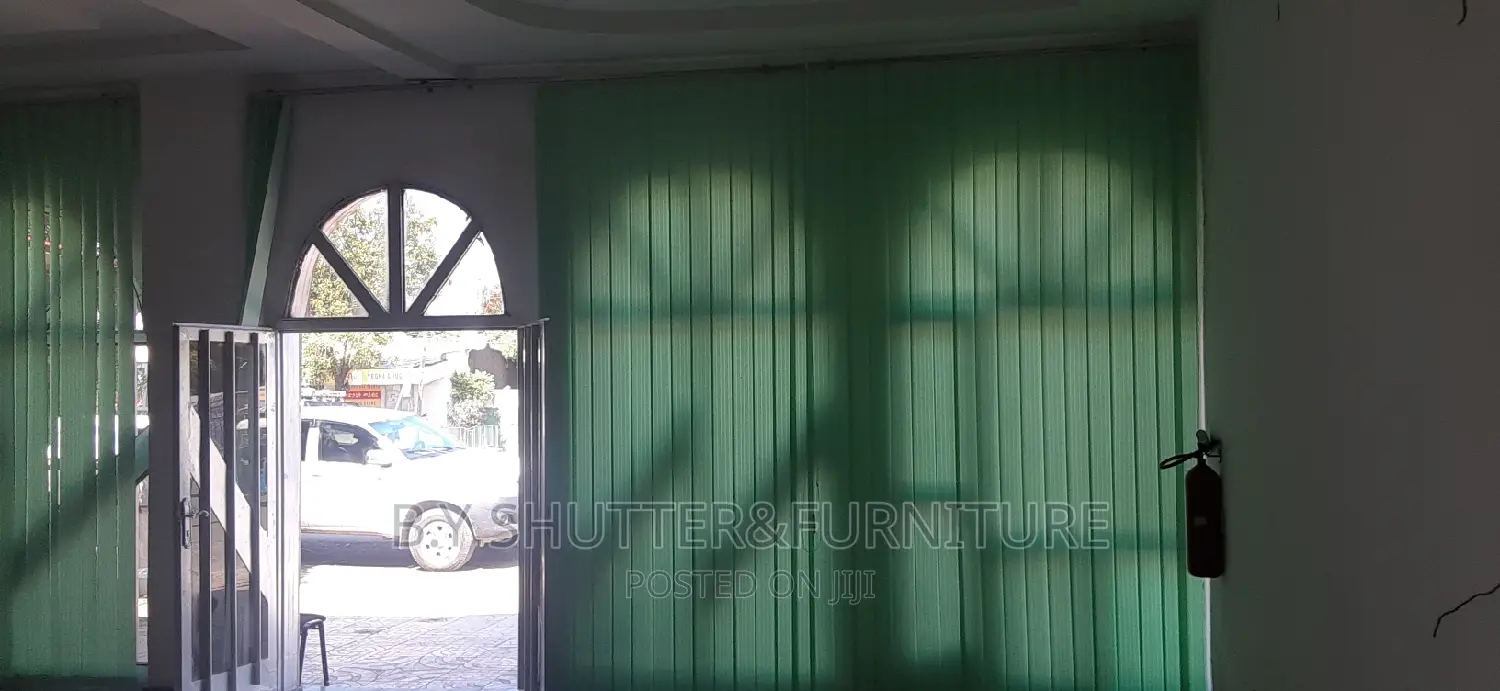 Vertical Shutter ሻተር መጋረጃ