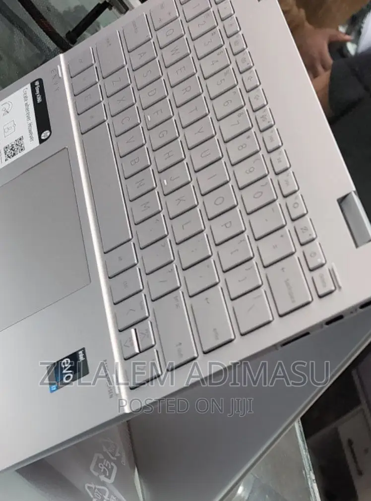 New Laptop HP EliteBook 840 8GB Intel Core I7 SSD 512GB