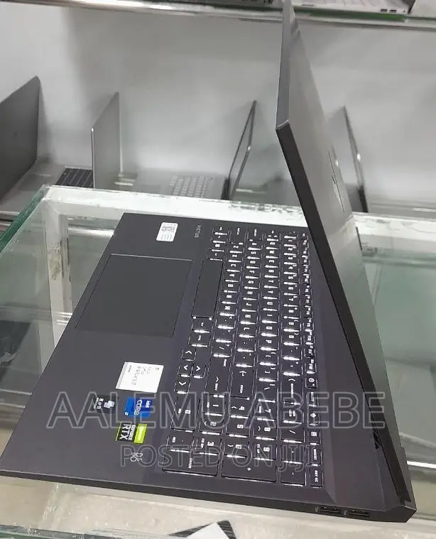 New Laptop HP Victus 16 16GB Intel Core I7 SSD 1T