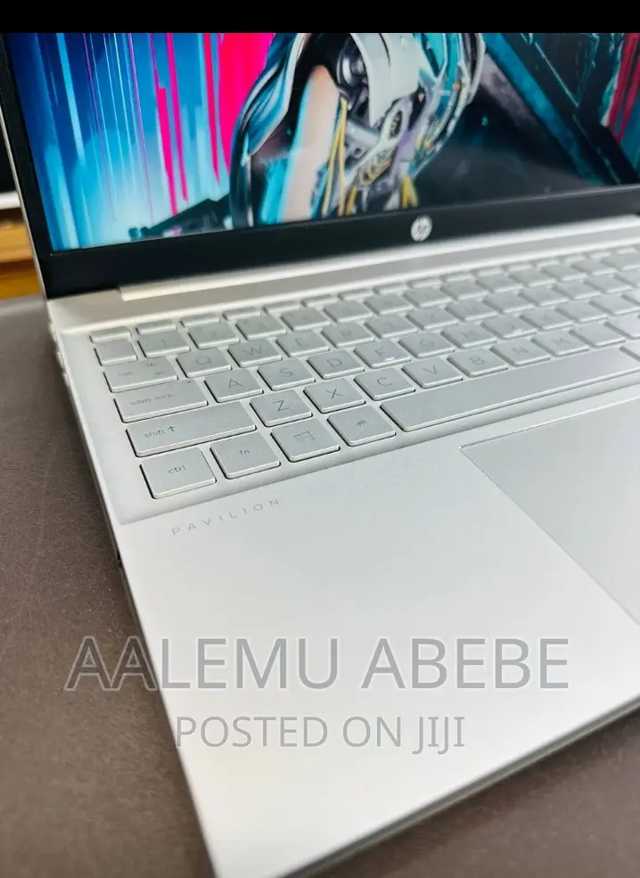 New Laptop HP Pavilion 15 16GB Intel Core I7 SSD 512GB