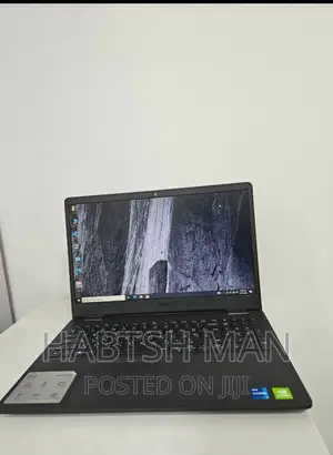 New Laptop Dell Vostro DVCI315 8GB Intel Core I5 SSD 512GB