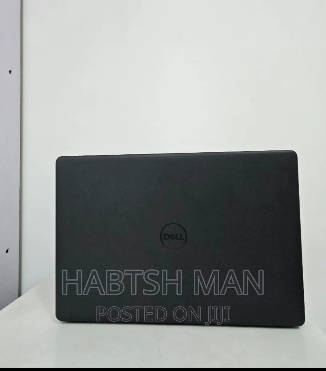 New Laptop Dell Vostro DVCI315 8GB Intel Core I5 SSD 512GB